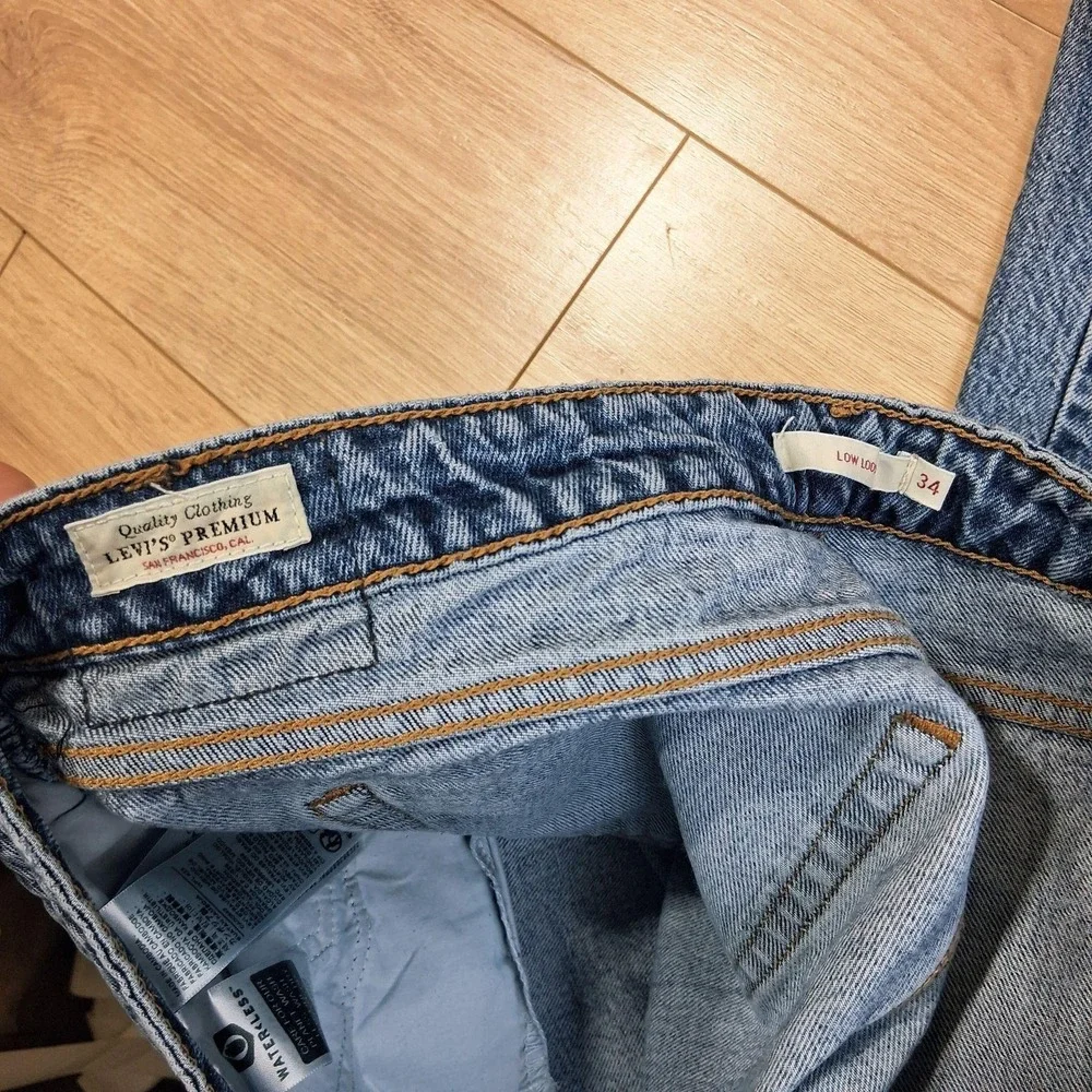 Levis Premium Low Loose Jeans Womens 34x30 Blue Med Wash Relaxed Wide Leg Denim